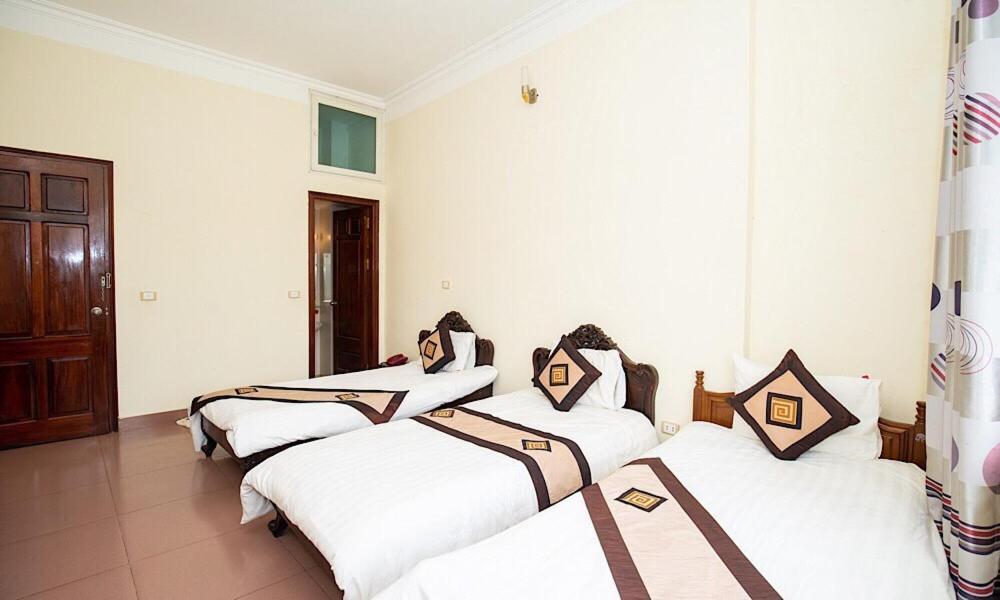 Ho Sen Xanh Hotel Hanoi Exterior photo